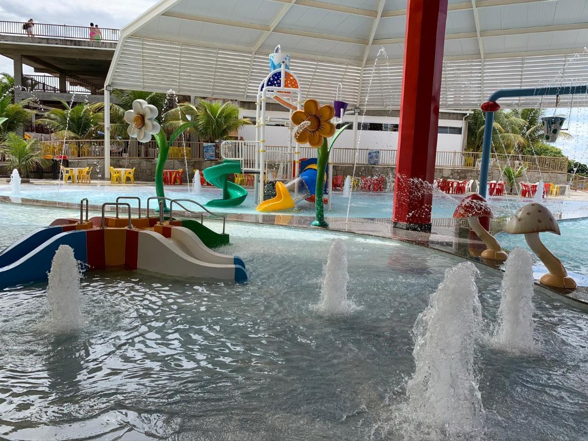 Apartamento Piazza Diroma C/ Acqua Park - Viaggio Locacoes Por Temporada Caldas Novas Exterior foto