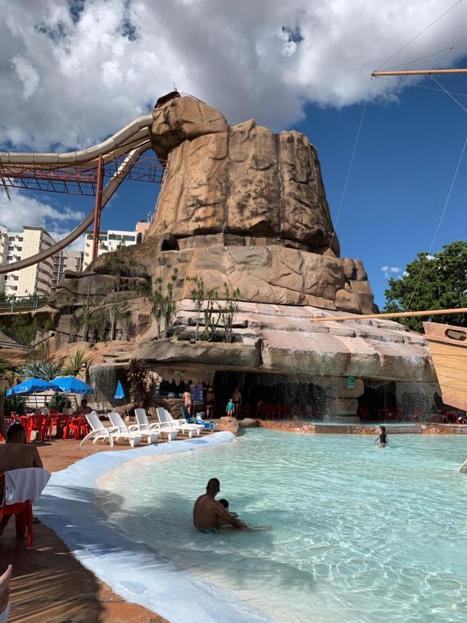 Apartamento Piazza Diroma C/ Acqua Park - Viaggio Locacoes Por Temporada Caldas Novas Exterior foto